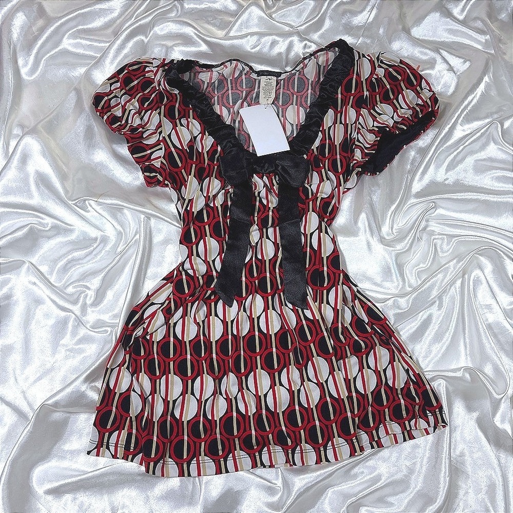 y2k Blouse Red Excellent Maurices Geometric Circle Print Satin Bow Tunic Top
